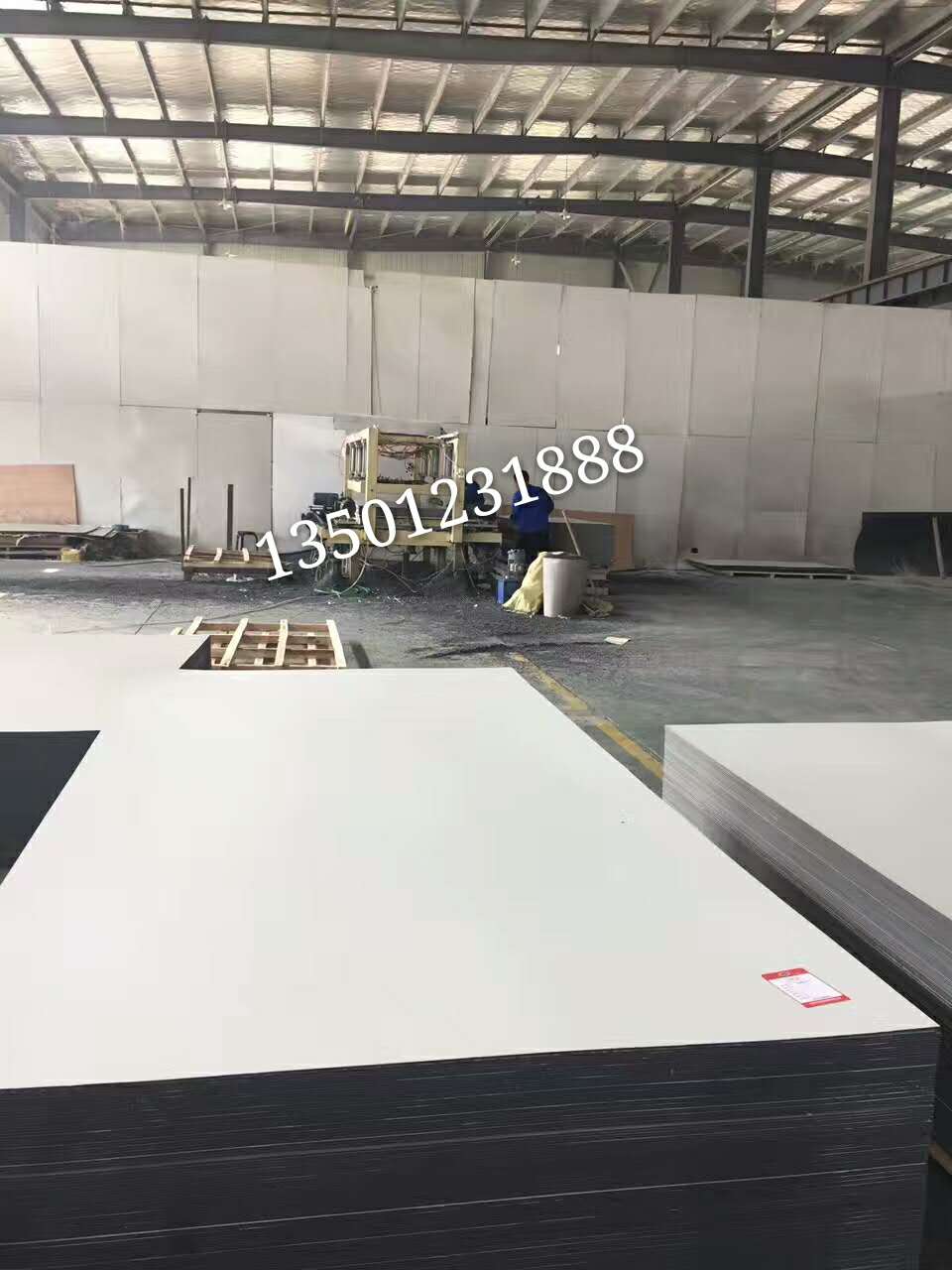 吉祥铝塑板厂房